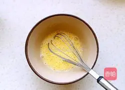 Illustration of how to make shrimp and egg custard 1