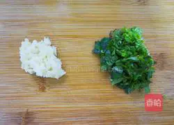 [Illustration of how to make cold folded ear root] 3