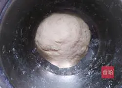 Illustration of how to make salt and pepper rolls 3