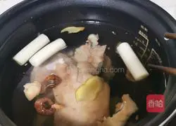 Illustration of how to make radish and mutton soup 4