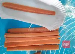 Illustration of how to make ham, chive and cheese bread 3