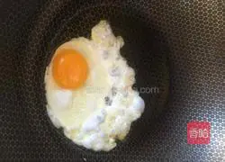 Acid Illustration of how to make soup instant noodles 3