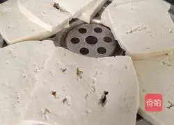 Illustration of making sweet and sour crispy tofu 2