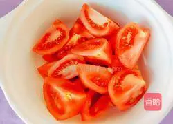 Big Foot Tomato Beef Bone Soup Recipe Illustration 8