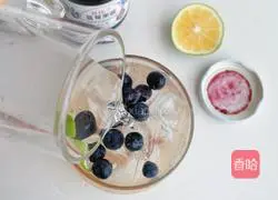 Illustration of how to make blueberry jam and carambola drink 9