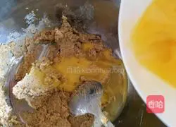 Illustration of how to make soft coconut leaves (Polish species) 9