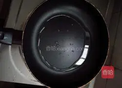 Illustration of how to make golden steamed bun slices 4