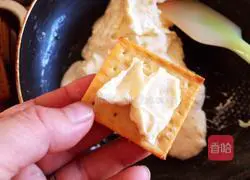 Illustration of making nougat biscuits 8