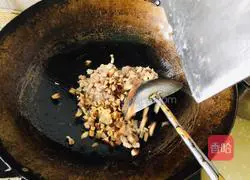 Illustration of how to make mushroom fried noodles 4