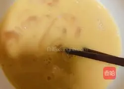 Illustration of home-style leek and egg wontons 3