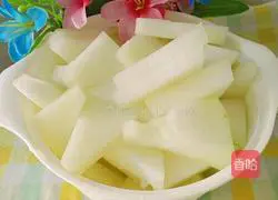 Winter Melon, Green Vegetable, Peanut Beef Meatball Soup Recipe Illustration 5