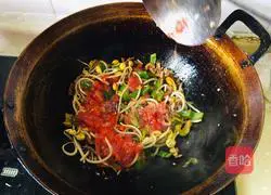 Illustration of how to make buckwheat noodles 8