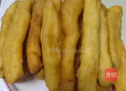 Illustration of how to make fried dough sticks 6