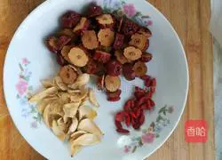 Brown sugar lotus root porridge recipe 4