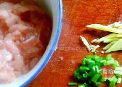 Bean sprouts and shredded pork soup recipe 2