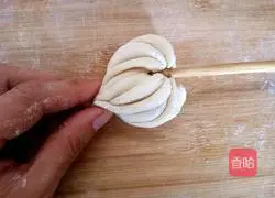 Illustration of how to make colorful steamed buns 12
