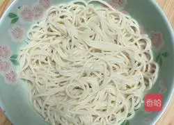 Illustration of how to make duck liver mushroom noodle soup 11