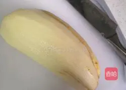 Illustration of how to make pork ribs and lotus root soup 1