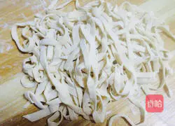 Illustration of how to make spicy and sour noodles 5