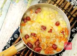 Fruit Creative Dish#Fruit Yuanzi Soup Recipe Illustration 7