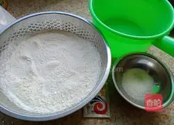 Illustration of how to make steamed buns 1