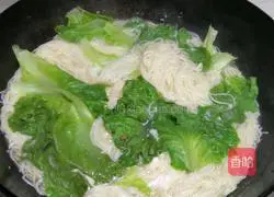 Illustration of how to make all-vegetarian noodles 4