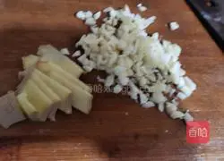 Illustration of how to make garlic chicken wings 2