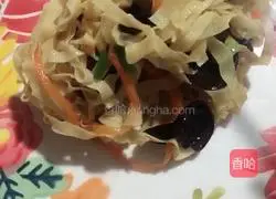 Illustration of how to make cold black fungus 10
