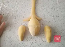 Illustration of how to make Screaming Chicken Steamed Buns 8