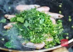 Illustration of how to make sweet shrimp and shell noodles 8