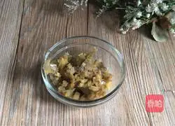 Illustration of how to make shrimp wontons 8