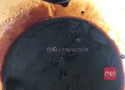 Illustration of how to make noodles with scallion oil 8