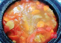Tomato and ribs soup | Illustration of how to nourish skin and supplement calcium 16