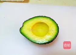 Japanese style avocado mixed with tofu#New Year's Eve dinner recipe illustration 3