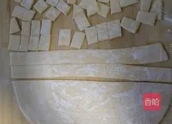 Illustration of how to make fried conch noodles 4