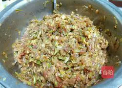 Illustration of how to make sauced pork buns 5