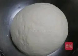 Illustration of how to make Bai Lai Pork Buns 3