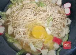 Stew Illustration of making noodles 11