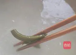 Illustration of how to make braised pork ribs soup 10