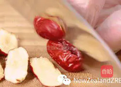 New Zealand Fish Maw Bird's Nest Chicken Soup Practice illustration 6