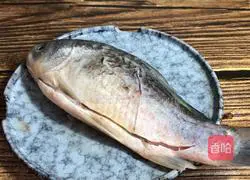 White radish and crucian carp soup recipe 1