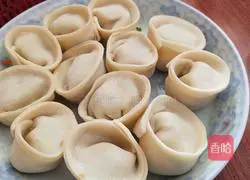 Celery and Pork Dumplings Recipe Illustration 6