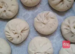 Illustration of making glutinous rice and bean paste buns 10