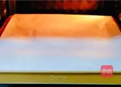  Illustrations of making exquisite and different wedding cakes 12