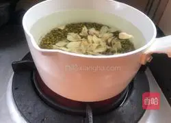 Recipe of Lily, Red Date and Mung Bean Soup 7