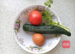 Illustration of how to make tomato, cucumber and egg soup (oil-free version) 2