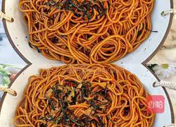 Illustration of how to make scallion oil noodles 4