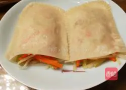 Illustration of how to make carrot and potato shredded pocket cake 11