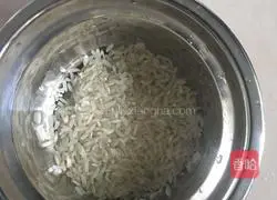 Illustration of how to make rice and mung bean soup 2