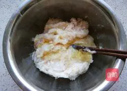 Illustration of how to make fish ball soup 6